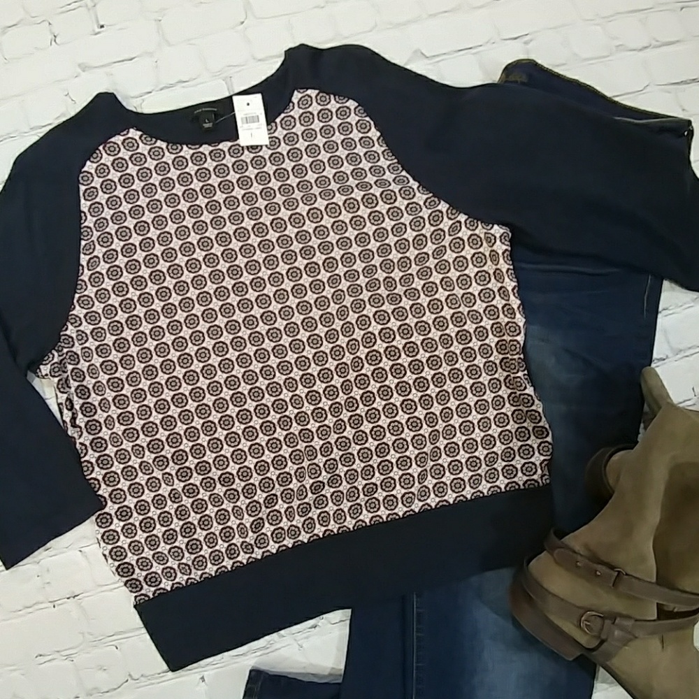 NWT Ann Taylor Navy Print Knit Top